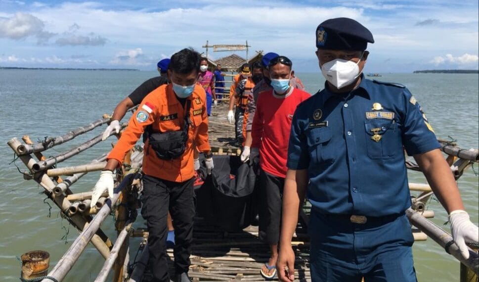 Korban Kapal Tenggelam Ditemukan Tak Bernyawa