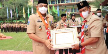 Kak Zaki Iskandar Terima Penghargaan sebagai Mabicab Peduli