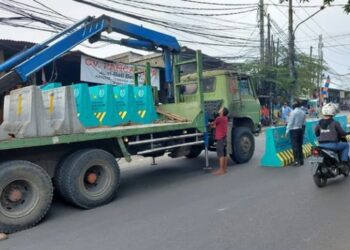 Dishub Tangsel Tambah Road Barrier di Titik Rawan Terjadi Pelanggaran Lalu Lintas