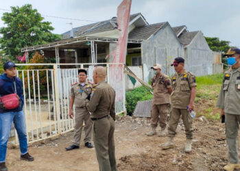 Aktivitas Perataan Tanah di Perumahan Panorama 1 Sepatan Timur Distop Satpol PP Kab. Tangerang