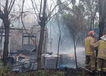 Gudang Tiner Terbakar di Teluknaga Tangerang