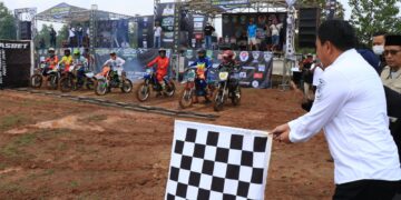 Ratusan Pebalap Ikuti Kejurda Grasstrack Seri 2 Banten di Jambe