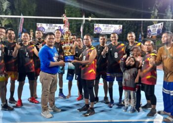 Libas PAC Demokrat Serpong, Tim Gemak Ciputat Timur Gondol Tropi Bola Voli AHY Cup
