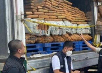 Bawa 304 Kg Ganja Pakai Truk Tronton, Empat Kurir Diringkus di Tangerang