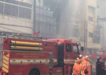 Gedung LTC Glodok Terbakar
