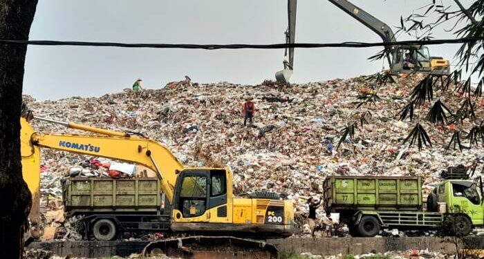 Sampah di TPA Cipeucang di Kademangan Kecamatan Setu Kota Tangerang Selatan Banten. HALO BANTEN