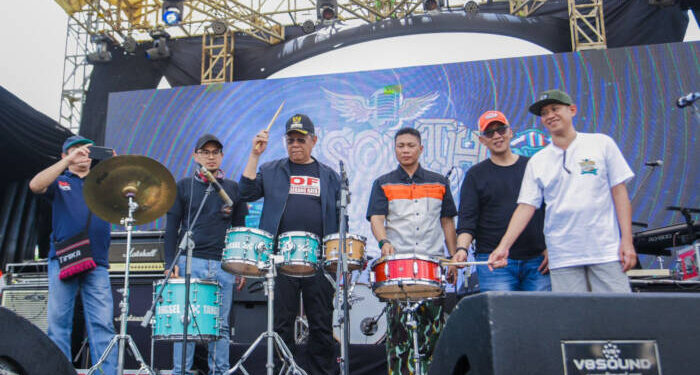 Wali Kota Tangerang Selatan Benyamin Davnie membuka langsung Tsouth Kulture di lapangan Sunburst, BSD Serpong, Sabtu (29/10/2022).