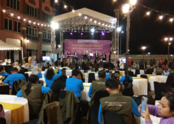 Delegasi PEMSEA PNLG Forum 2022 Makan Malam di Amsterdam Kecil Tangerang