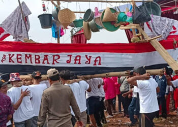 50 Perahu Semarakkan Tradisi Larung Sesaji di Festival Dadap Tangerang