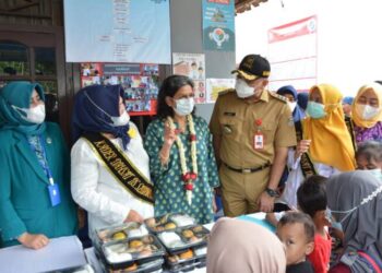 Wakil Presiden Bank Dunia Tinjau Penanganan Stunting di Panongan