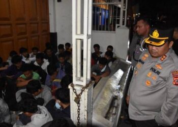 Polres Bogor Amankan Puluhan Pelajar Bersenjata Tajam