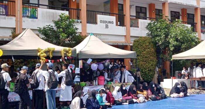 Sekolah Menengah Kejuruan Pusat Keunggulan (SMK-PK), Center of Excelent, SMK Negeri 5 Kota Tangerang Selatan (Tangsel) gelar "Market Day Nilmatan 2022". JEK