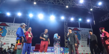 Benyamin Beradu Peran dengan Aziz Gagap di Festival Budaya Betawi