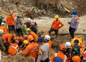 Temukan Lima Jenazah, Dua Jenazah Ibu dan Anak Saling Berpelukan Saat Tertimbun Longsoran Gempa Cianjur