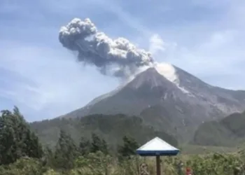 Sepekan, Gunung Merapi di Jawa Tengah Keluarkan Guguran Lava Sebanyak 13 Kali