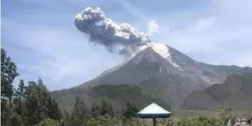 Sepekan, Gunung Merapi di Jawa Tengah Keluarkan Guguran Lava Sebanyak 13 Kali