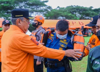 Wali Kota Tangerang Selatan Pimpin Apel Kesiapsiagaan Antisipasi Dampak Bencana