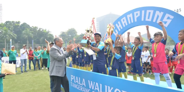 Benyamin Davnie Minta Dispora dan Askot PSSI Tangsel Rutin Gelar Turnamen Sepak Bola Piala Wali Kota Tangsel