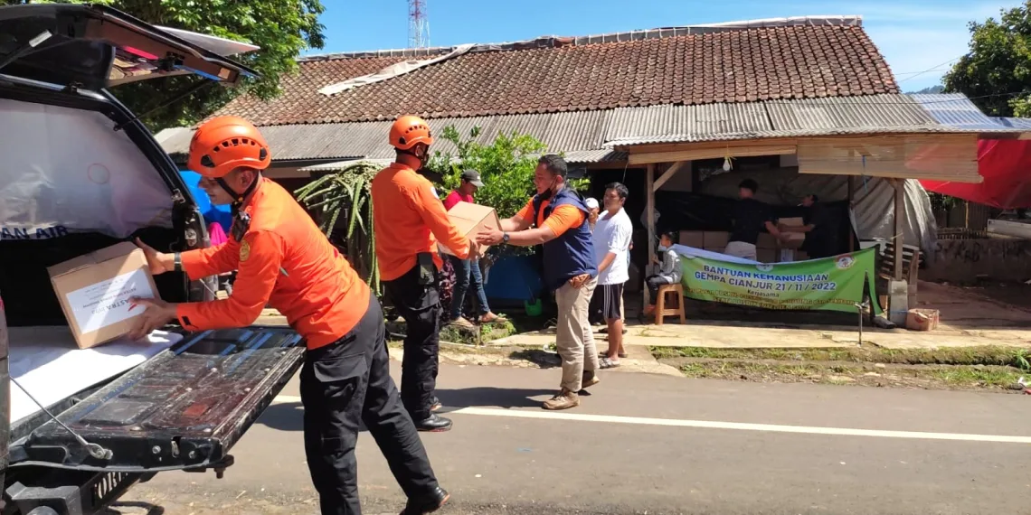 Nurani Astra Salurkan Bantuan Tahap Awal Rp1,4 Miliar untuk Korban Gempa Bumi di Cianjur