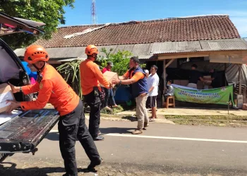 Nurani Astra Salurkan Bantuan Tahap Awal Rp1,4 Miliar untuk Korban Gempa Bumi di Cianjur