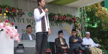 Ustadz Abdul Somad Hadiri Gebyar Al-Kautsar Pamulang, Ajak Guru dan Orang Tua Didik Anak Baca Alquran
