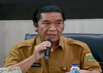 Pj Gubernur Banten Tetapkan UMK 2023, Segini Besarannya