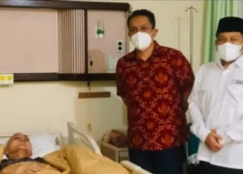 Kabar Mantan Wakil Presiden RI Try Sutrisno Meninggal, Hoax!