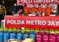 Polda Metro Jaya Tangkap 20 Tersangka Pengoplos Isi Gas LPG 3 Kg