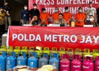 Polda Metro Jaya Tangkap 20 Tersangka Pengoplos Isi Gas LPG 3 Kg