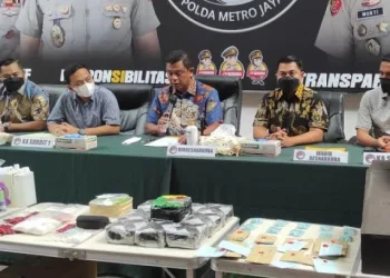 Polda Metro Jaya Bongkar Penyeludupan Sabu Cair dari Iran