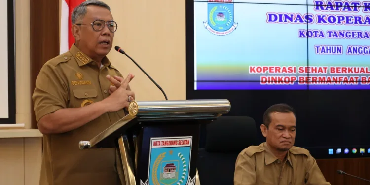 Wali Kota Tangsel Dorong OPD Saling Bersinergi Tingkatkan Perekonomian