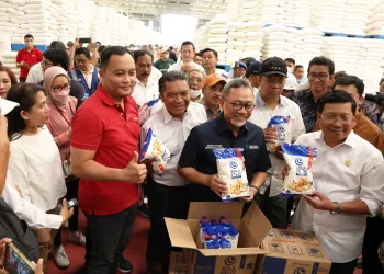 Mendag Zulkifli Hasan Tinjau Komoditas Strategis di Cilegon Banten