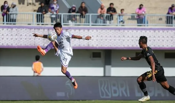 Berjuluk Tangsel Warriors, Dewa United Taklukkan Persita Tangerang 3-2