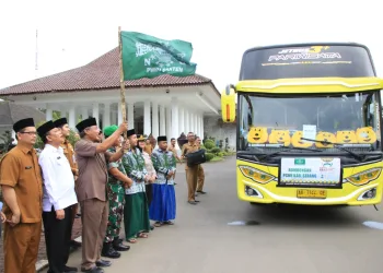 Wakil Bupati Serang Lepas Ratusan Warga Hadiri Puncak Harlah 1 Abad NU