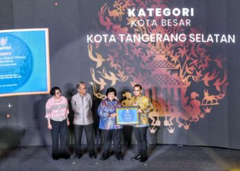 Pemkot Tangsel Raih Sertifikat Adipura 2022