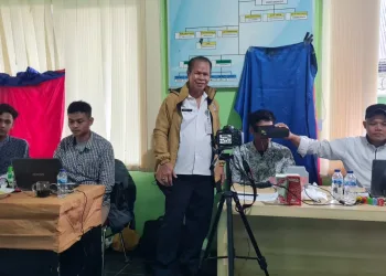 Disdukcapil Kabupaten Serang Jemput Bola Layani Adminduk di Pulo Panjang