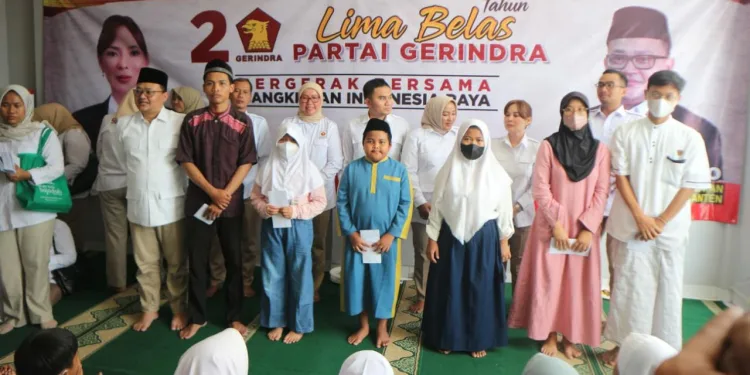Santunan Anak Yatim Meriahkan HUT Ke-15 Partai Gerindra di Tangsel