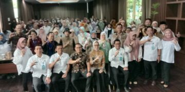DLH Tangsel Disdikbud Banten dan Forum Adiwiyata Tangsel Gelar Bimtek Sekolah Adwiyata
