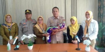 Dinsos Kabupaten Tangerang Rawat Bayi Temuan Warga di Perumahan Taman Adiyasa Cikasungka