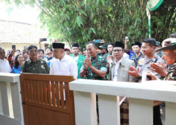 Bupati Tangerang Resmikan Rumah Layak Huni di Kecamatan Panongan
