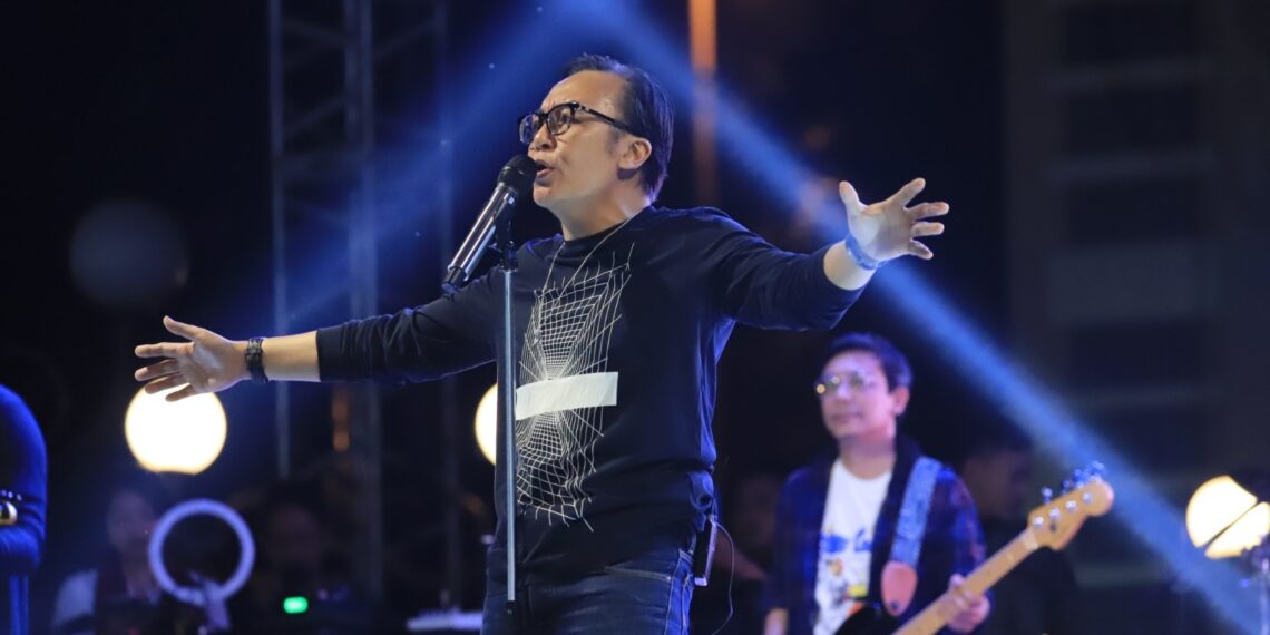 Musisi Ari Lasso dan Kotak Meriahkan Malam Puncak HUT ke-30 Kota Tangerang