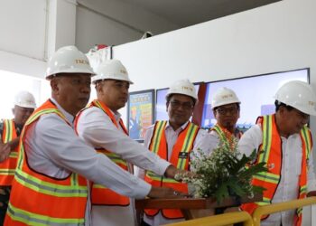 Zaki Iskandar Resmikan Bangunan Reservoir dan Pompa Booster Wilayah V di Sport Center Kelapa Dua