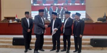 Serahkan LKPj Kota Tangsel TA 2022, Benyamin Davnie: Laju Pertumbuhan Ekonomi di 2022 Capai 5,82 %