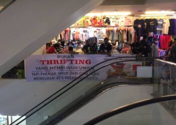 Buntut Pelarangan Bisnis Pakaian Impor Bekas Thrifting Melawan : Jangan Korbankan Kami!!!
