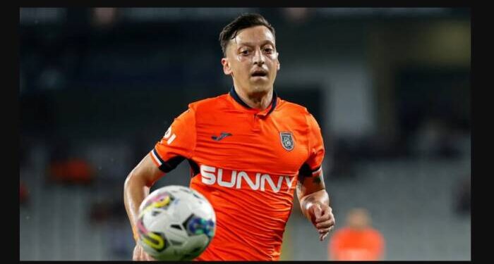 Mesut Ozil Mengundurkan Diri Dari Dunia Sepakbola