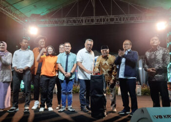 Wali Kota Tangerang Selatan Resmikan Alun-alun Pamulang, Disambut Antusias Ribuan Warga