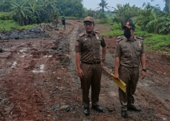 Satpol PP Kabupaten Tangerang Hentikan Aktivitas Galian Tanah di Kresek dan Sepatan Timur