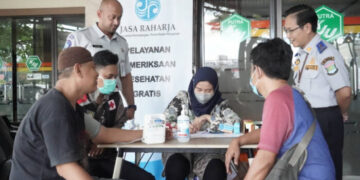 Sopir dan Kondektur Bus di Kabupaten Tangerang Jalani Tes Urine