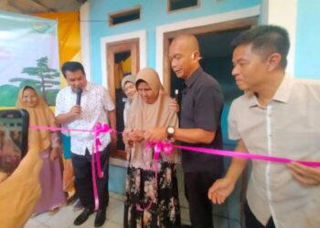 Sekda Kabupaten Tangerang dan Kejati DKI Jakarta Resmikan Bedah Rumah Warga Miskin di Kronjo