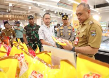 Bupati Tangerang Pantau Stok dan Harga Kebutuhan Pokok di Pasar Tradisional